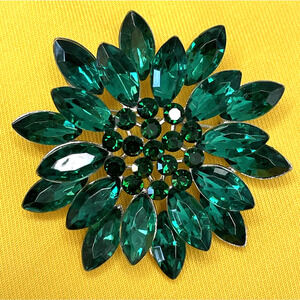 NWOT Green Rhinestone Flower Floral Brooch Lapel Pin Silver Toned Crystal